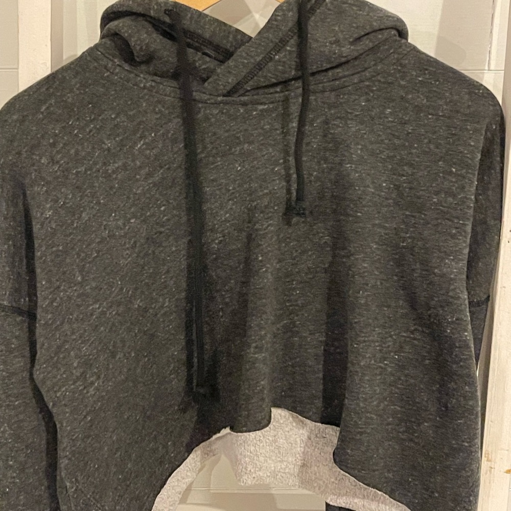 Cropped Sweatshirt